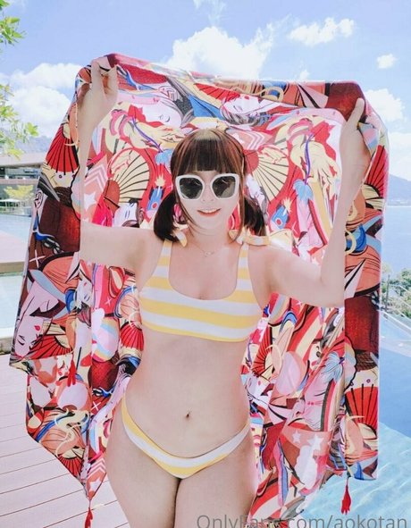 巨乳アマチュアオンリーファンズ ポルノ 写真