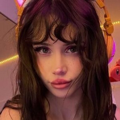 Nuyjr ポルノスター トップ 写真