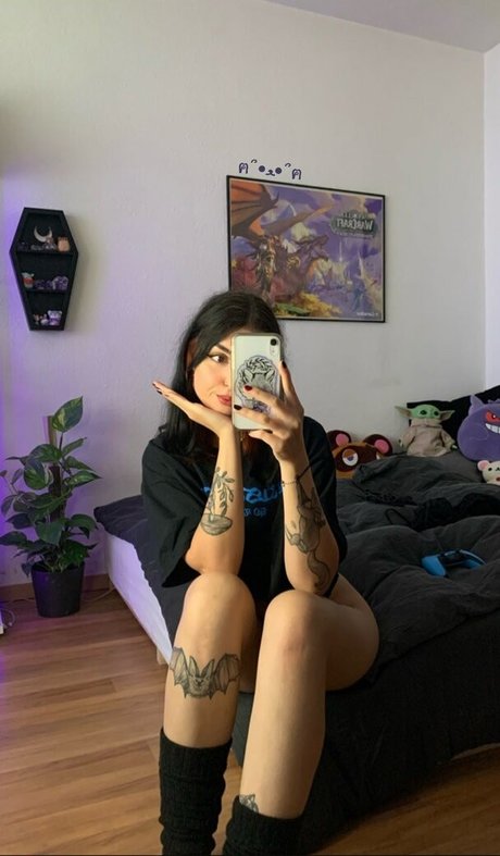 小柄なブロンドの熟女オンリーファンズ 無料セックス 写真