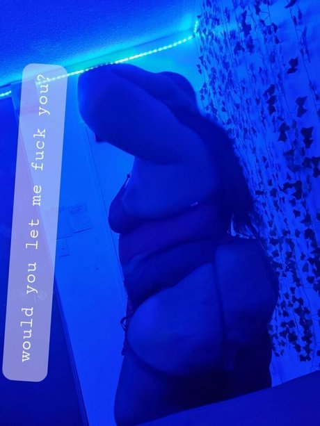 thiccmochahips ポルノスター 可愛い 写真