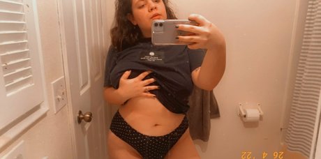 just peachpievip 無料女優 画像