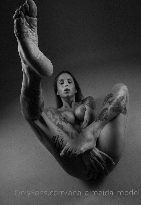 いちごミルクオンリーファンズ 無料ポルノ 画像