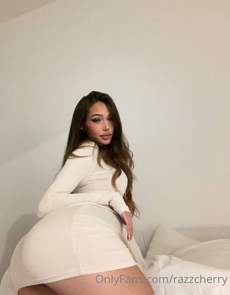 Razzcherry ポルノ女優 ギャラリー