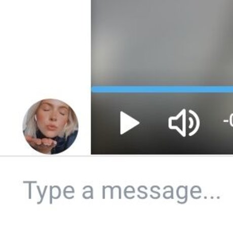 Laura Delaney スター ヌード 写真