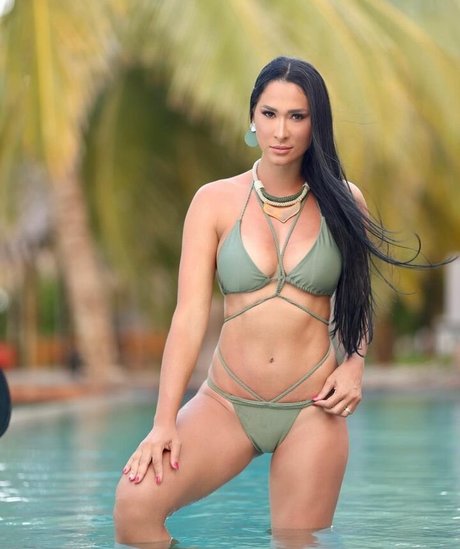 Jaqueline Carvalho ホット女優 写真