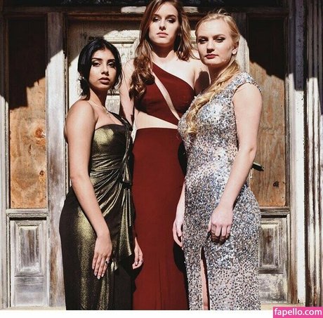 Iman Moosa アダルトモデル ギャラリー