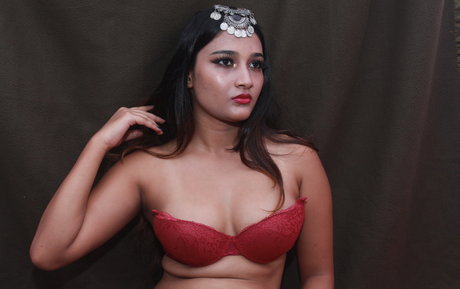 Tanyasinha Lovers エロティックなスター 画像