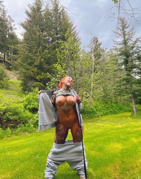 黒檀ペッギングオンリーファンズ アダルト ギャラリー