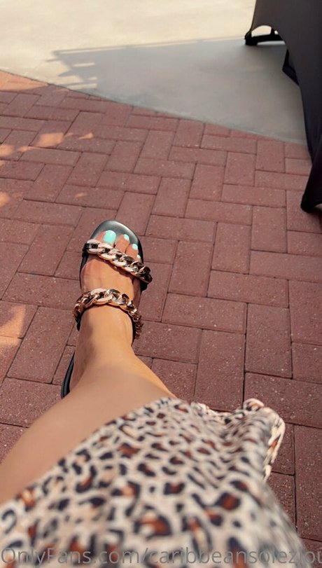 異人種間XXX オンリーファンズ 無料セクシー 画像