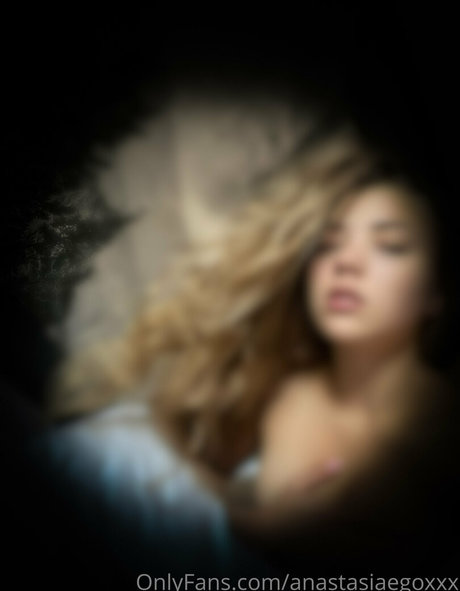 anastasiaegoxxx セックスモデル 写真