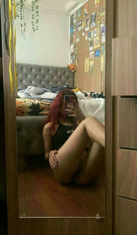 Cutebunnyred 可愛い女優 写真