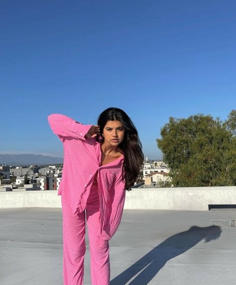 saraecheagaray ホットなスター 画像