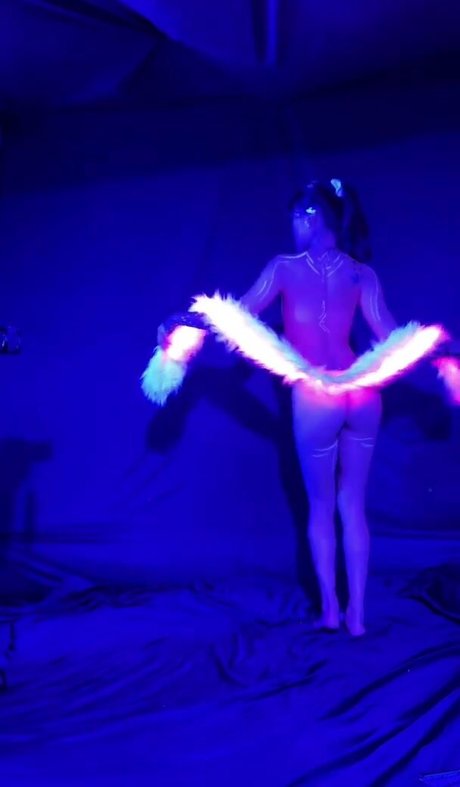 Jeannie Elise Mai トップモデル 写真