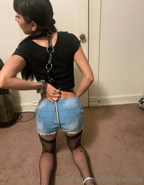 ariaaaxxx ポルノモデル 画像