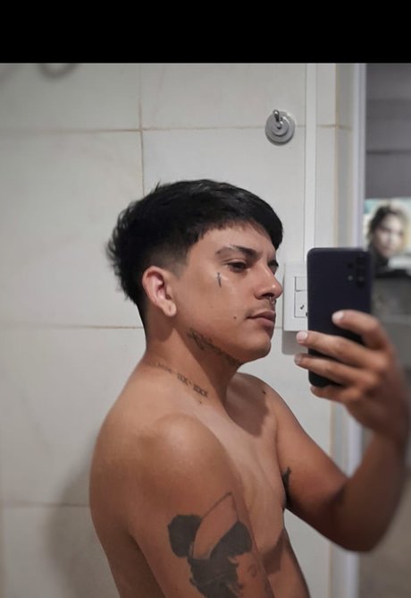 Murdock Devil_ 裸のスター 写真