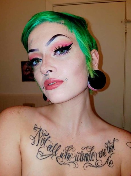 アジア人トゥインクオンリーファンズ 美しいxxx 写真