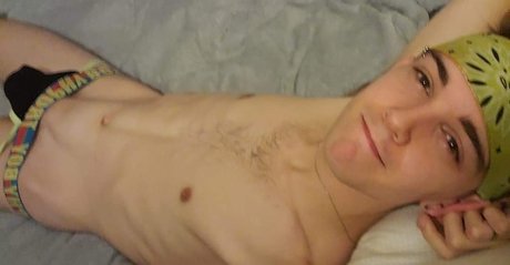 Lukas Quinn かわいいモデル 写真