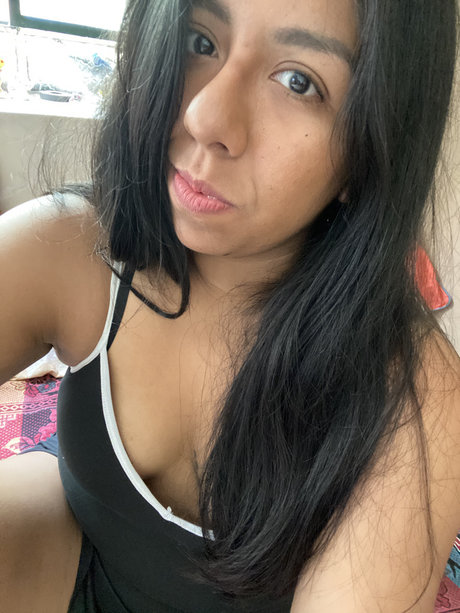 Diana Montalvo セクシーなポルノスター 写真