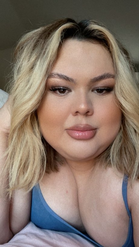 Charly Aguilar 無料モデル 写真