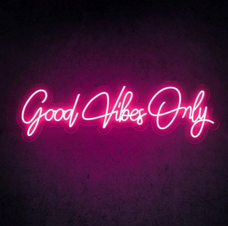 _PRETTY DIAMOND スター 裸 写真