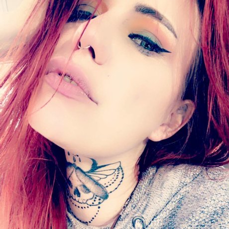 PeachesandPuddles ヌード女優 写真