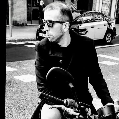 Biker Boy ポルノスター ヌード 画像