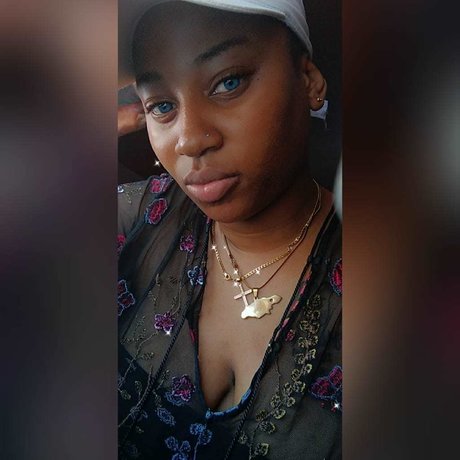 Melissa official スター ヌード ギャラリー