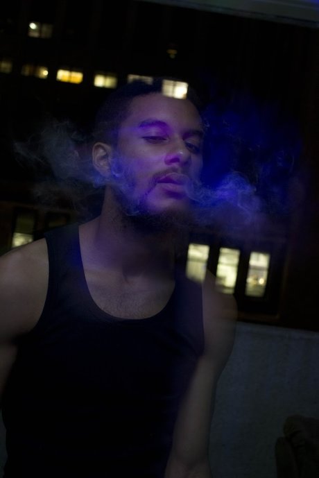 Dickari X エロティックなモデル 写真