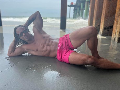 フィットネス 裸 オンリーファンズ アダルト無料 写真