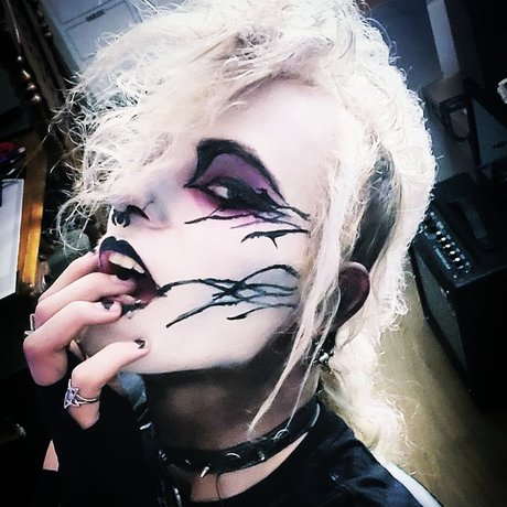 Zagreus トップ女優 写真