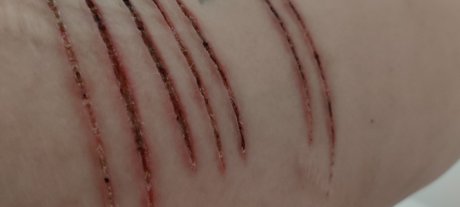 R4Z0R アートモデル 写真