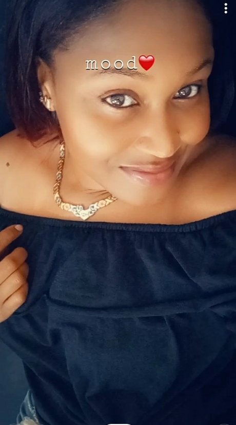 Nicky Henn XXXモデル ギャラリー