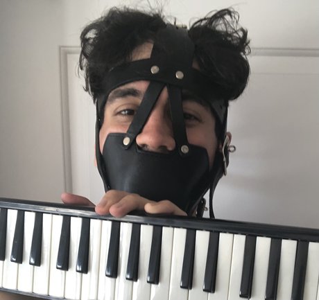 PupTrebleNYC ホットスター 写真