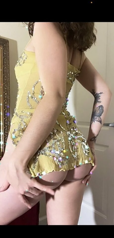 Loveyy ポルノスター HD ギャラリー