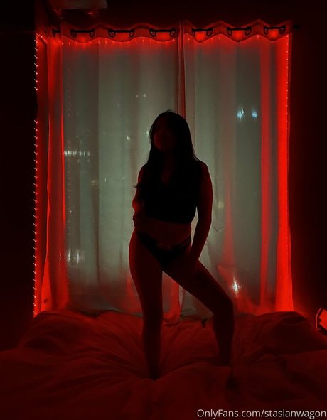 Stasianwagon セックスモデル 写真