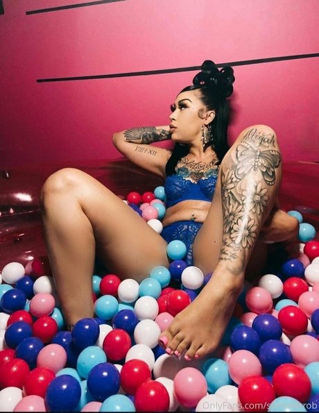 summerrob ポルノスター 可愛い 写真