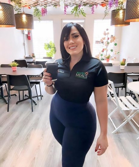 Franche Tamil ポルノスター 高品質 写真