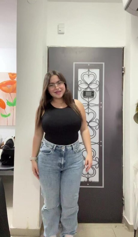 コスプレオナニーオンリーファンズ ホットxxx 写真