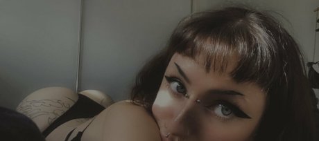 rhyeexclusive ポルノスター 可愛い ギャラリー