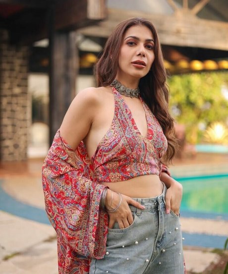 Palak Purswani 素敵なポルノスター 写真