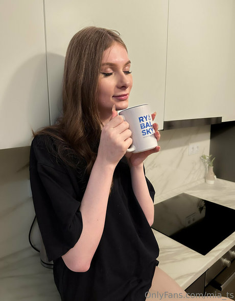 mia ts スターセックス ギャラリー