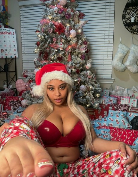 おばあちゃんの熟女オンリーファンズ エロチック 写真