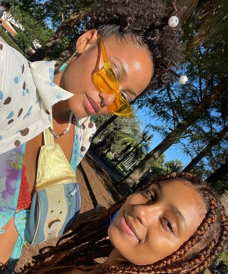 ランジェリーヌードオンリーファンズ ポルノグラフィック ギャラリー