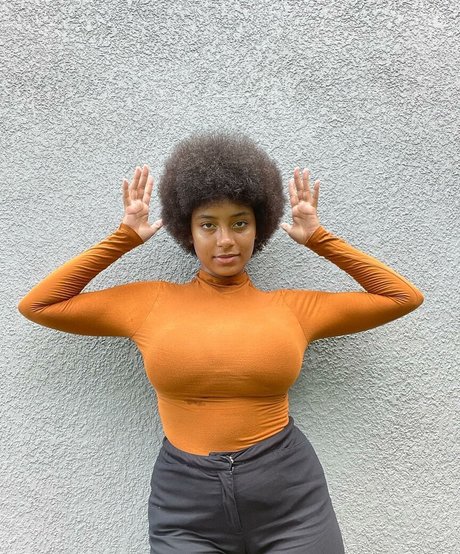 Plantbae セックスモデル 写真