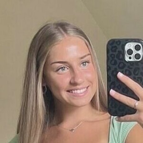 alliecheeto 最高のスター 写真