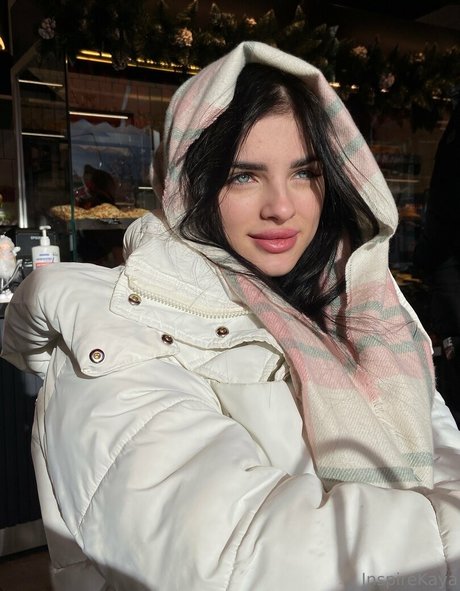 inspirekaya ポルノモデル ギャラリー