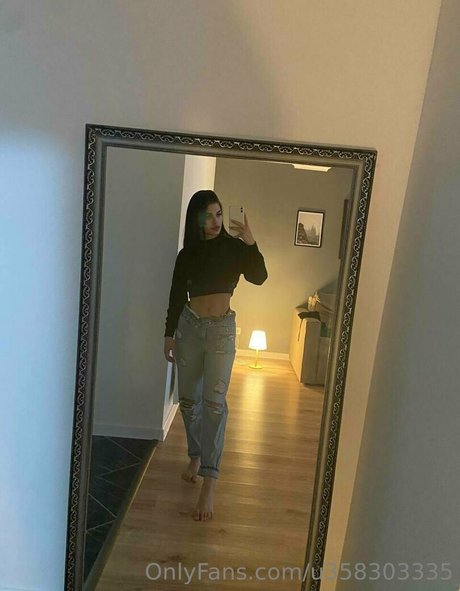 足の動画 オンリーファンズ 無料ヌード ギャラリー