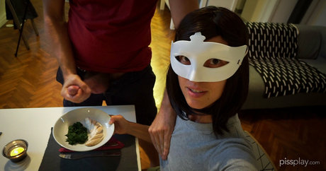 エモな痴女オンリーファンズ アートヌード 写真