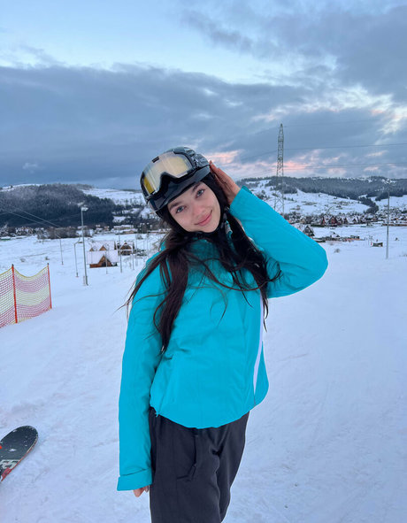 orynavirginvip アートスター 写真