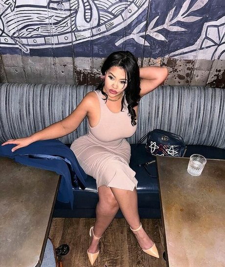 Roxsana Diaz スター xxx 写真